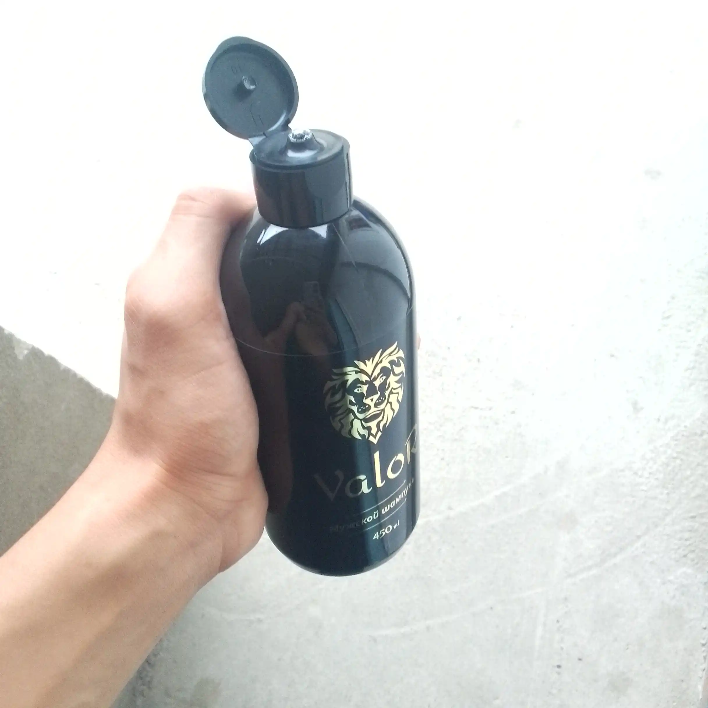 Erkaklar uchun shampun, soch to‘kilishiga qarshi, kundalik parvarish uchun, VALOR, 450 ml