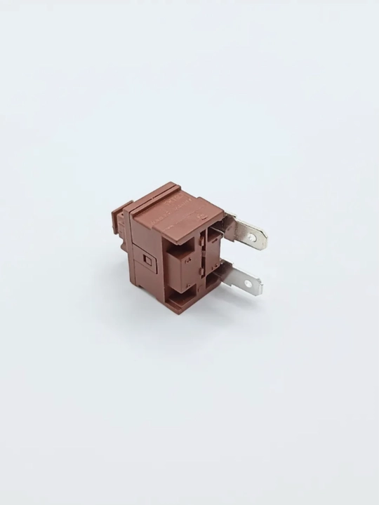 Кнопка включения для пылесоса с фиксацией KAN-L5, 2 pin, 10А