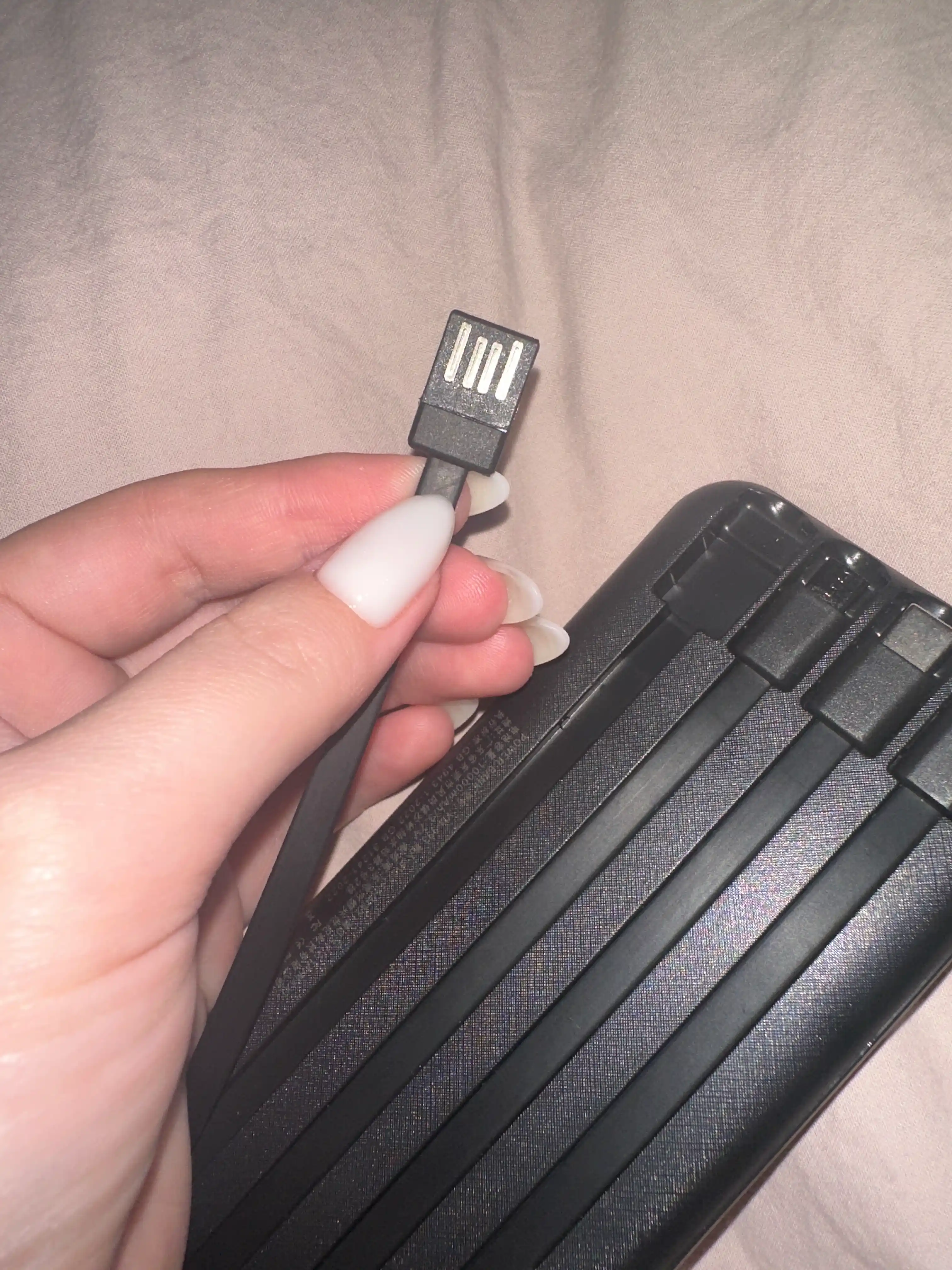 Tashqi power bank akkumulyator 10000, 20000, 30000, iPhone android uchun