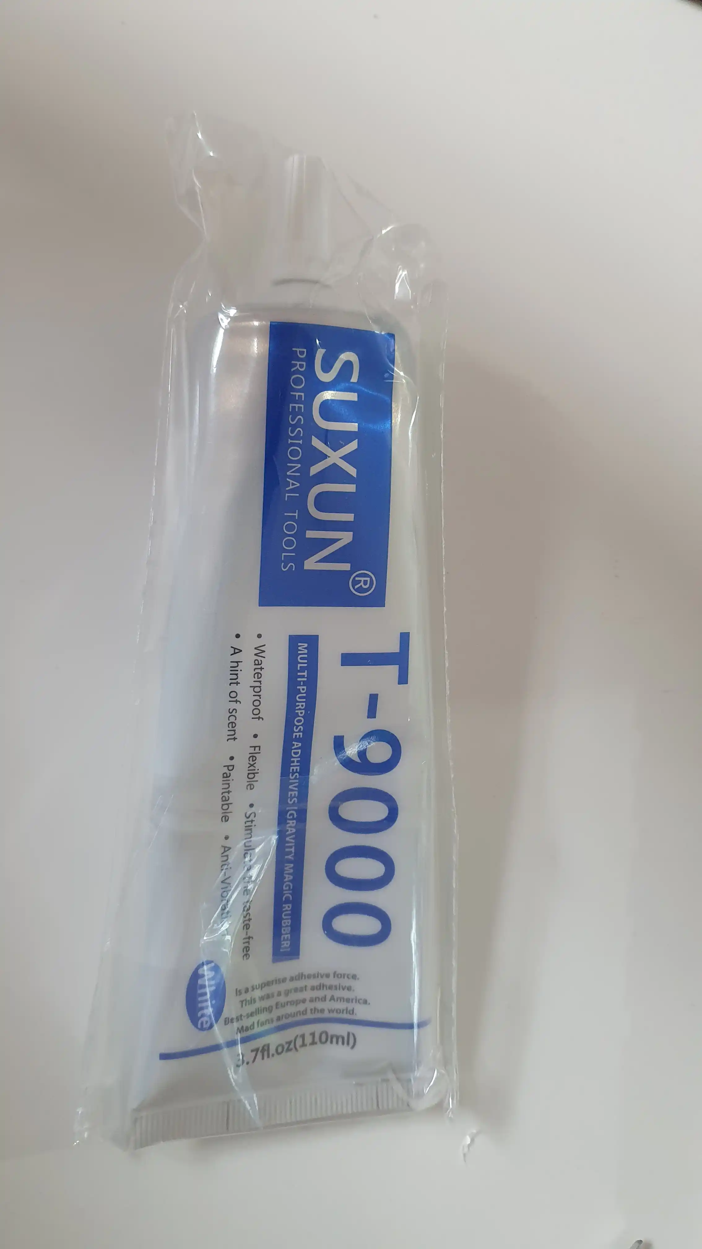 Charm, plastmassa, yog‘och va metall uchun universal shaffof, mustahkam yelim, kley B7000