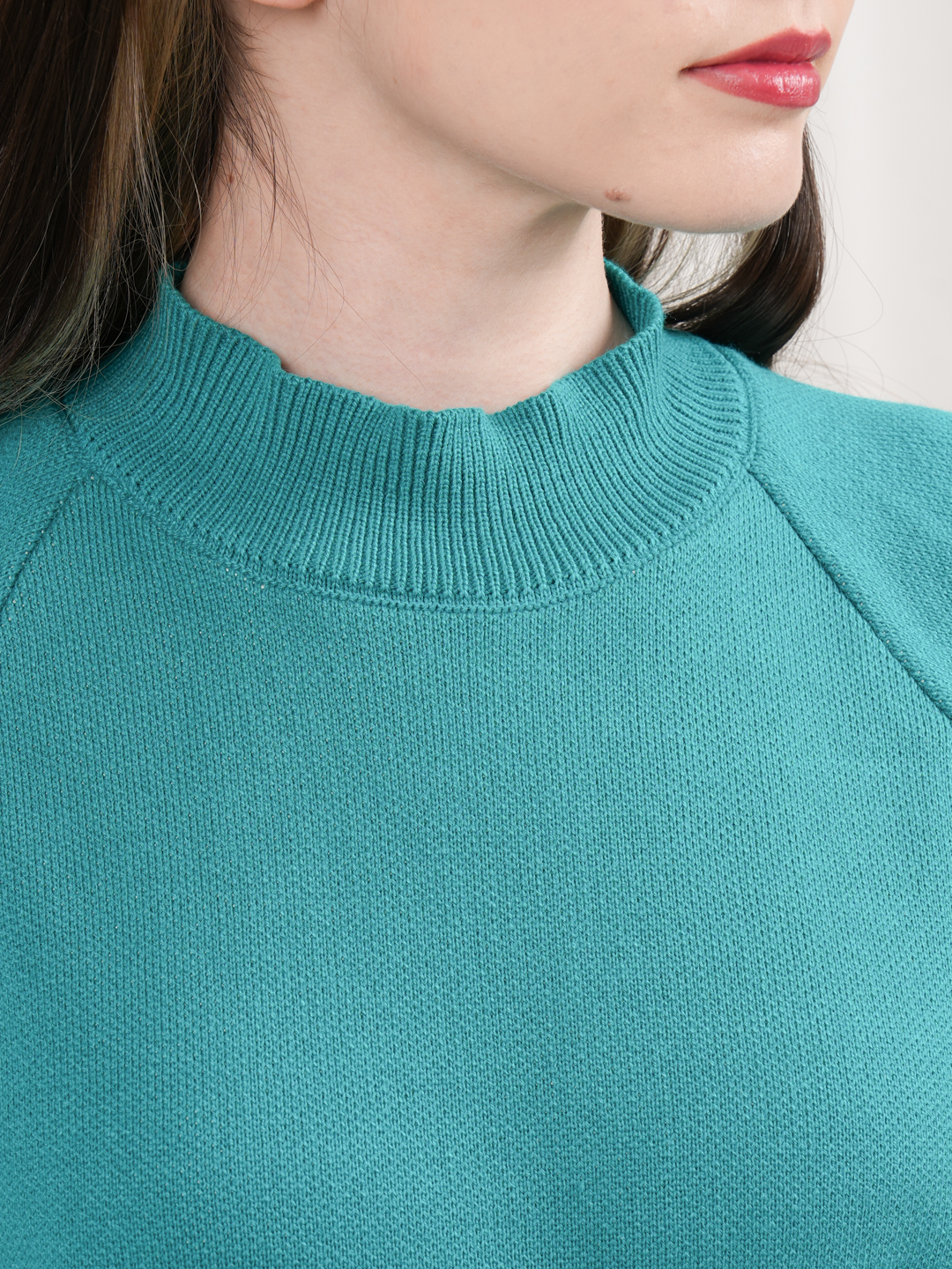 Qozogistonning Olmaota shahridagi fohishalar Kochada qizning erotik fotosuratlari