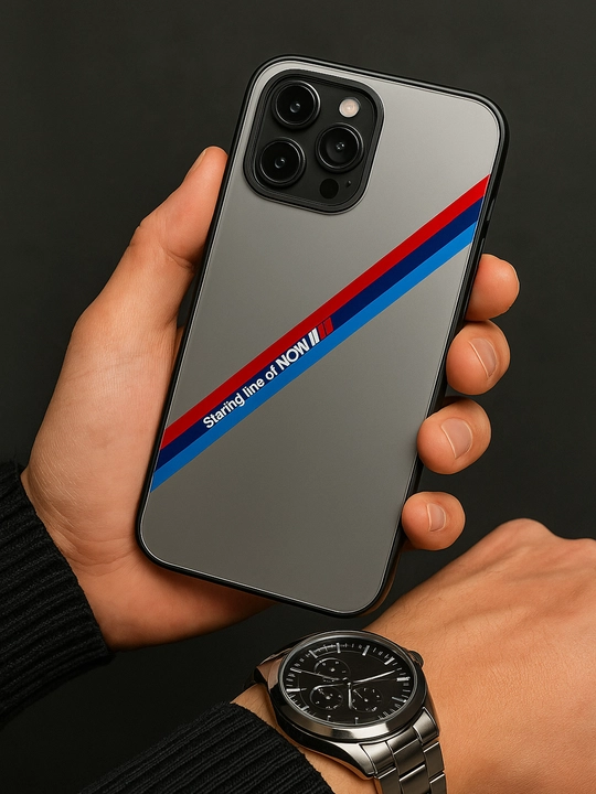 IPhone 16 15 14 13 12 11 uchun BMW g‘ilofi (Minimalistik va did bilan)