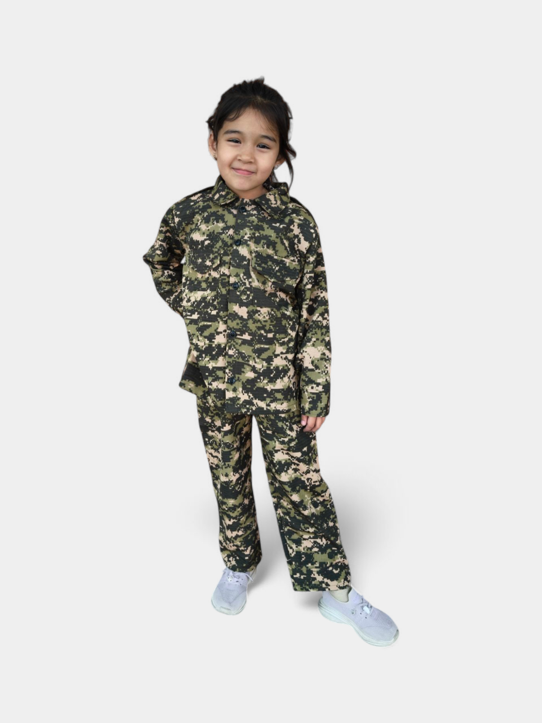 Katta transseksual kokraklar bilan porno Tukli mushukning guruh sikishi