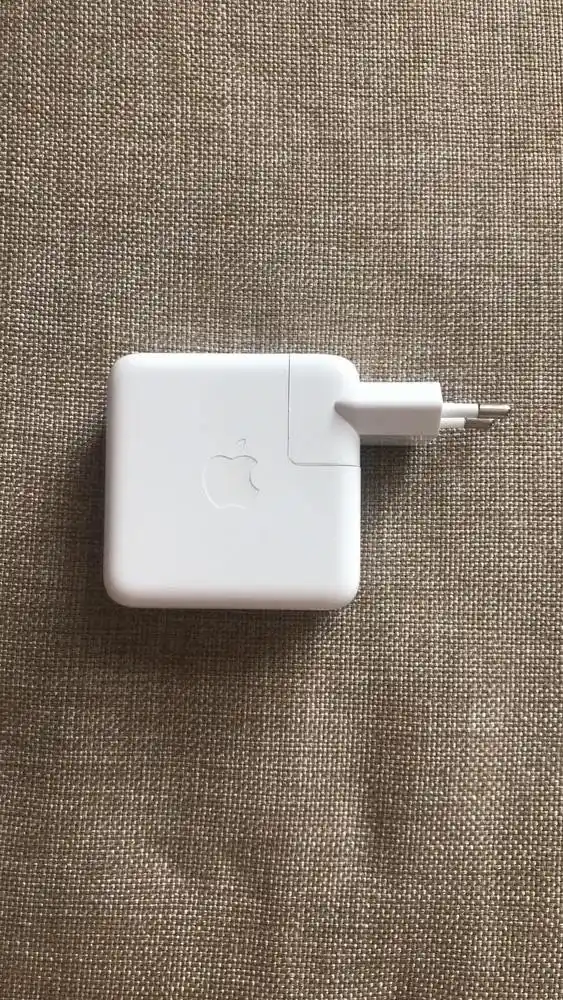MacBook va iPad uchun EuroPlug adapteri, EuroPlug bilan quvvatlash adapteri