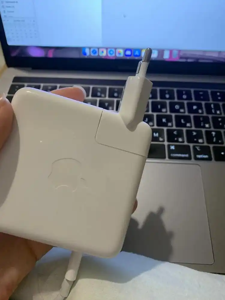 Apple MacBook / iPad uchun evro vilka va uzaytirgich kabel