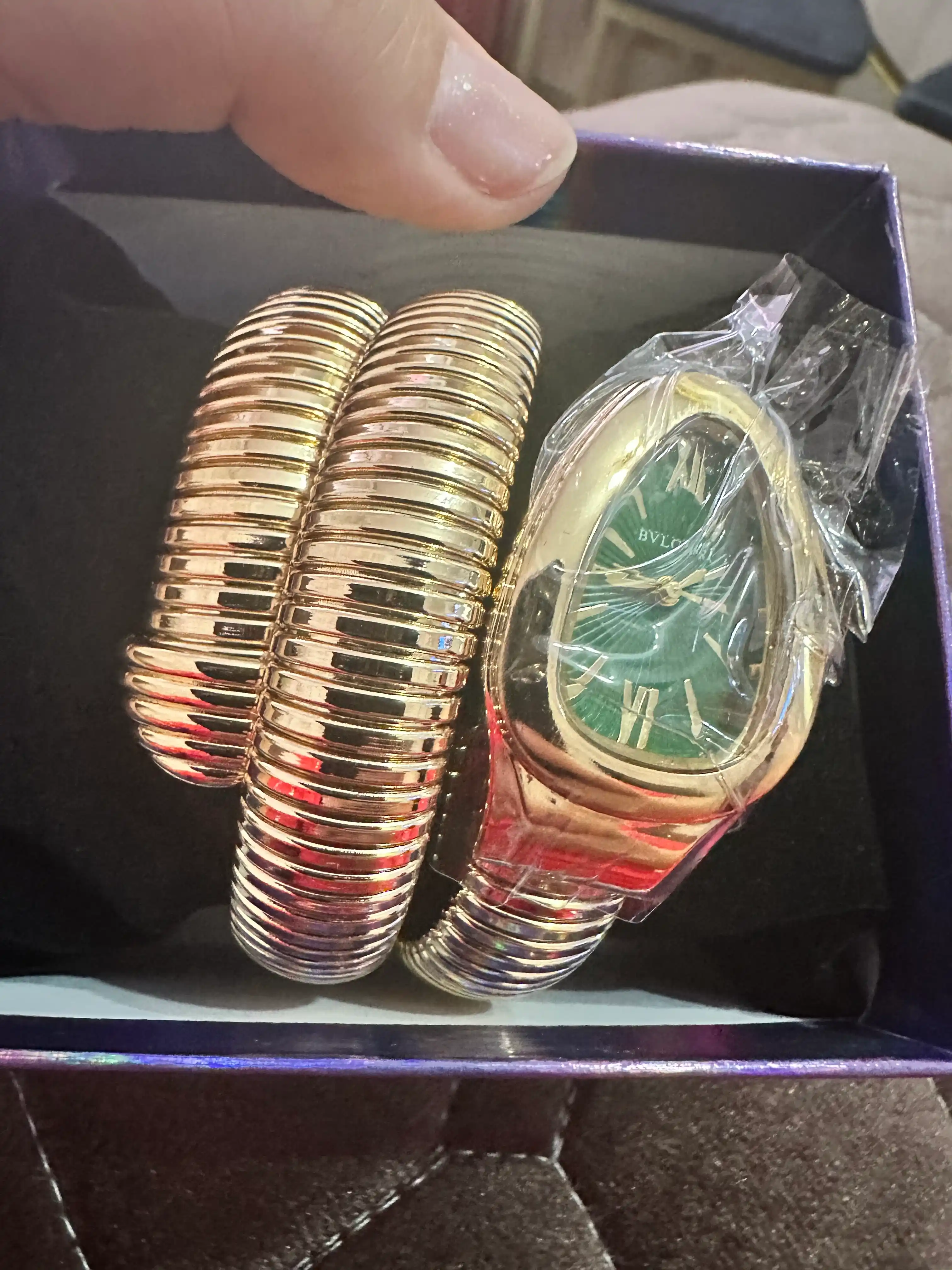 Наручные часы Bvlgari, классический дизайн,bulgari