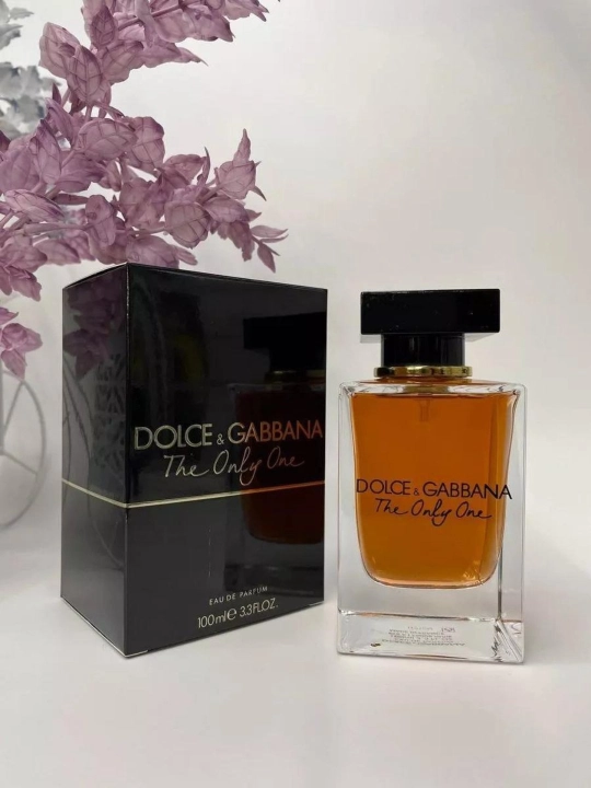 Ayollar va erkaklar uchun parfyumlangan suv The Only One, 100 ml