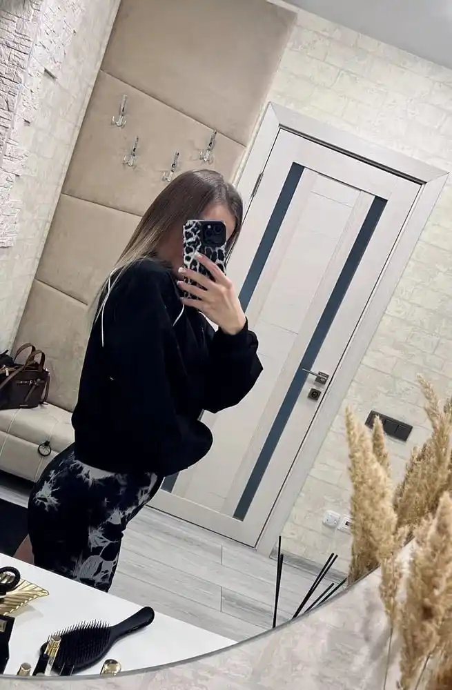 Ayollar kundalik sport kostyumi, ikki qismli, bomber va shimlar, S - L