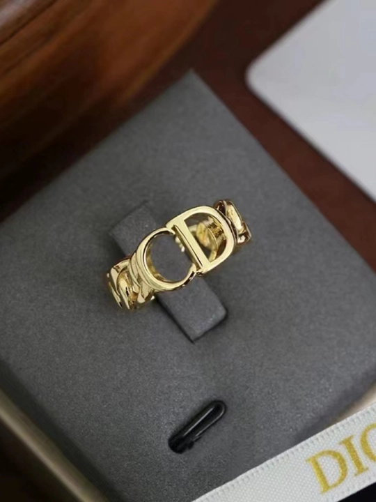 DIOR ayollar uzugi, o‘lchamsiz, toshli, qoraymaydi, qizlar uchun