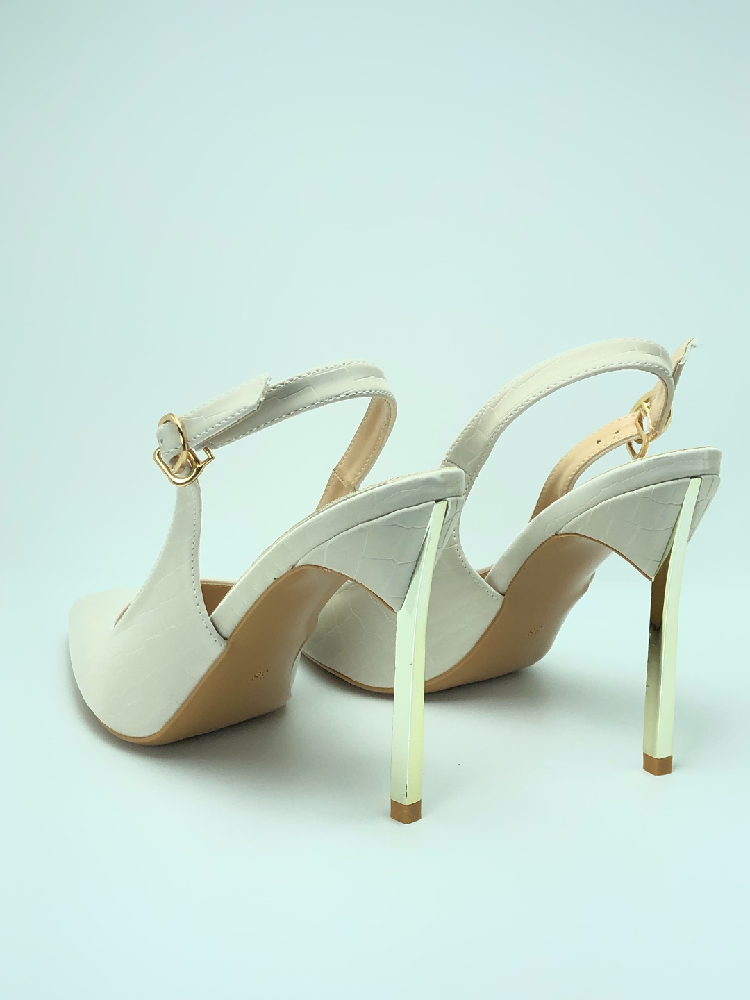 Hammomdagi seksual qiz fotosurati Tsunadu va Naruto haqida porno multfilm