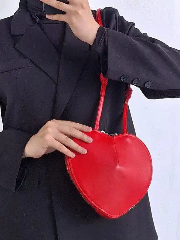 LoveMe Heart ayollar sumkasi, yurak shaklida, yelkama