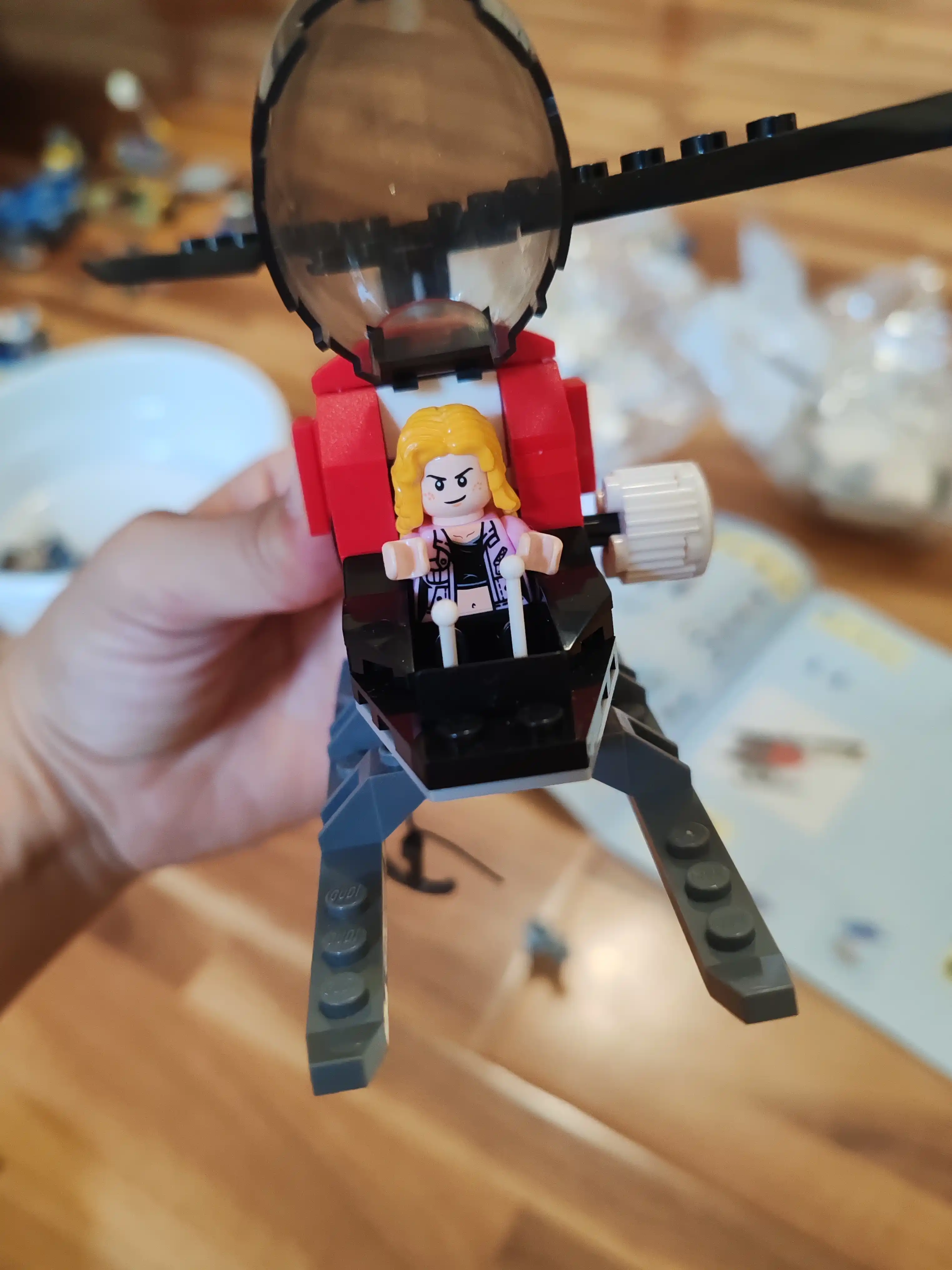 Lego mos konstruktor, lego avtomobil, samolyot, politsiya, vertolyot