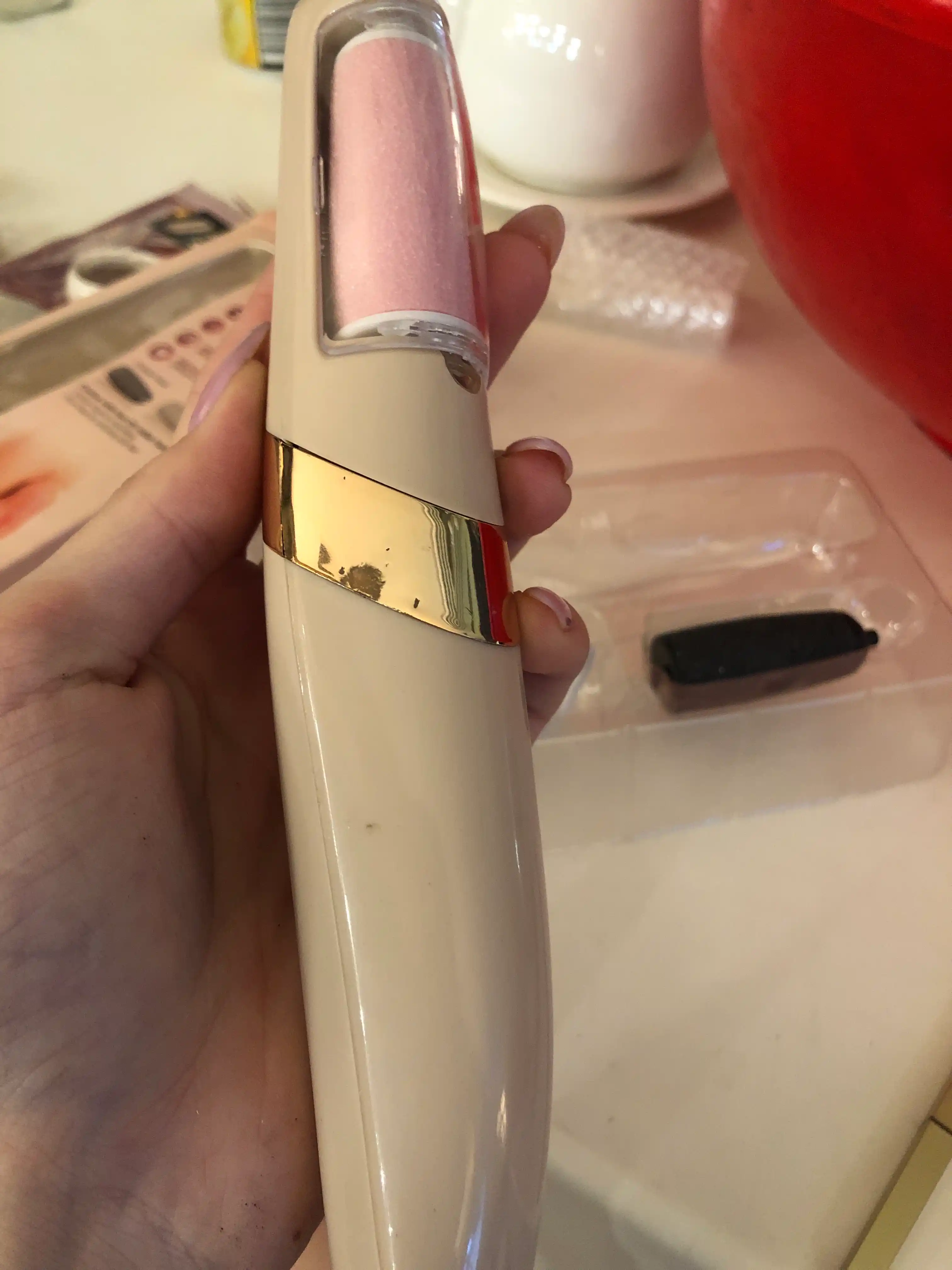 Электро пемза Pilka Flawless PeDI, очиститель для пяток и ног