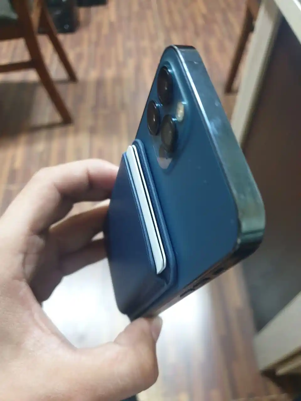 IPhone uchun MagSafe kartxolder, bank kartalari uchun