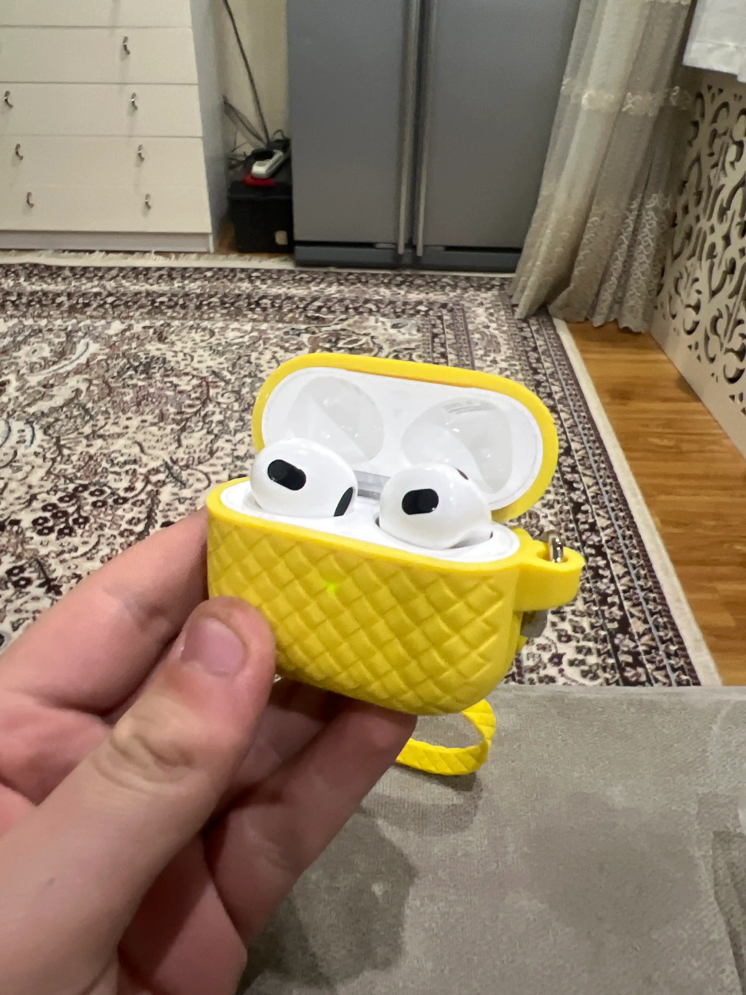 Чехол для Airpods 1, 2, pro, pro 2, 3, 4  силиконовый, ромб