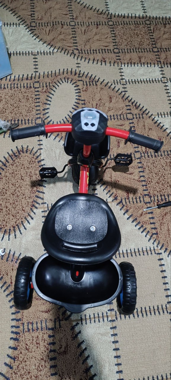 Bolalar uchun, uch g‘ildirakli velosipedi, chiroq bilan