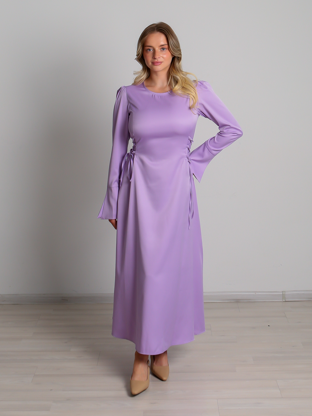 Qizi va kuyovi bilan porno tomosha qiling