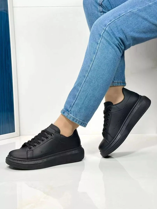 McQueen ayollar  va qizlar krossovkalari, 36-40, platforma, juda qulay!