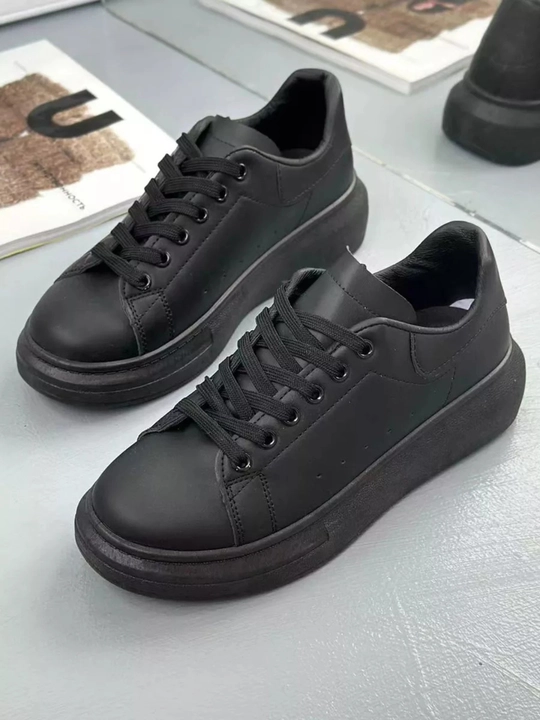 McQueen ayollar  va qizlar krossovkalari, 36-40, platforma, juda qulay!