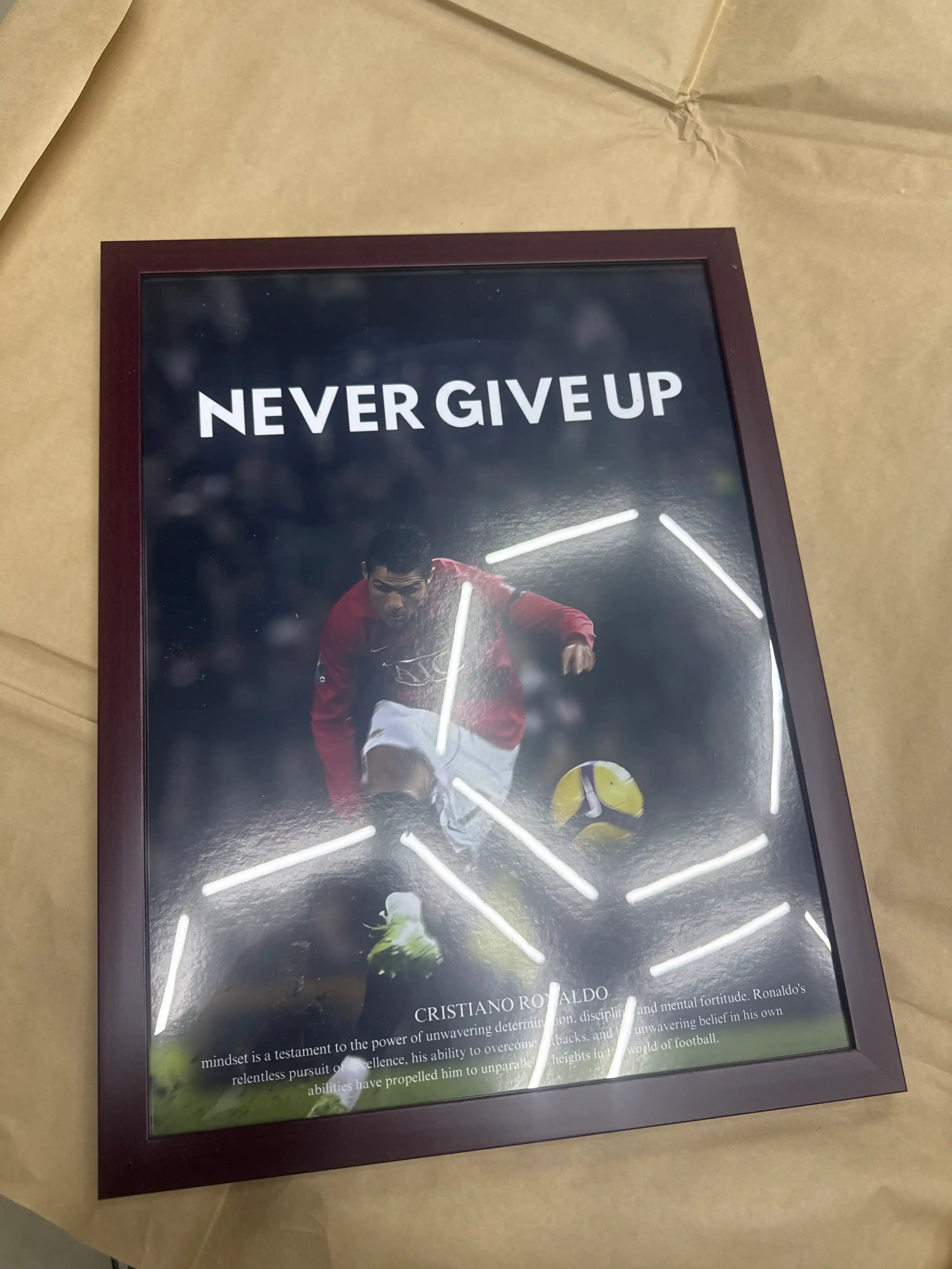 Futbolchilarning posterlari, A3 formatlik fotoramkada