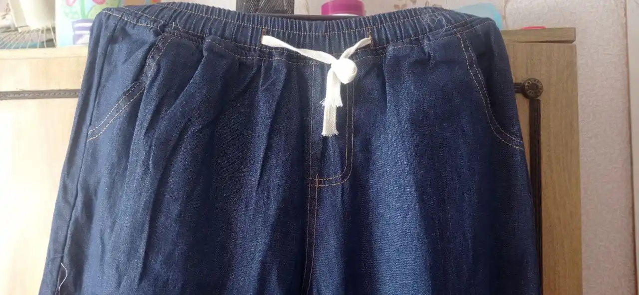 Erkaklar jinsi shimlar, bo'shashgan jinsi shimlar