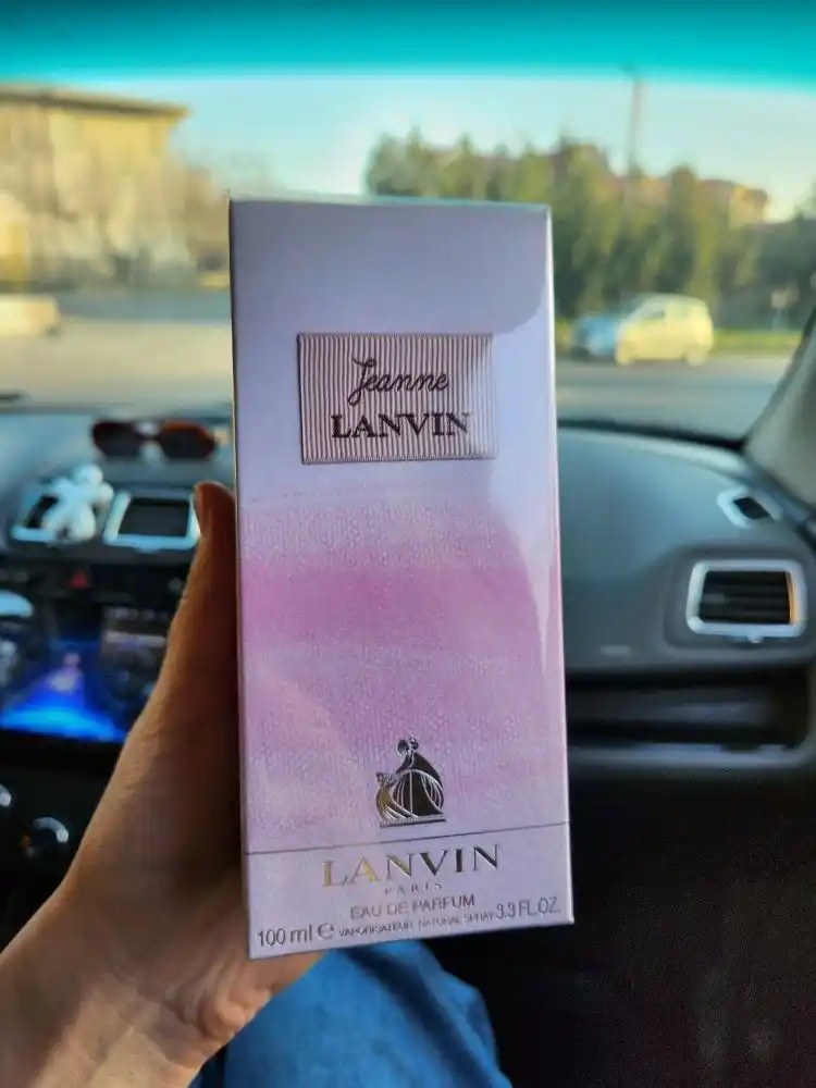 Lanvin Jeanne, ayollar parfyumlangan suvi, gullik va mevalik aromat, 100 ml