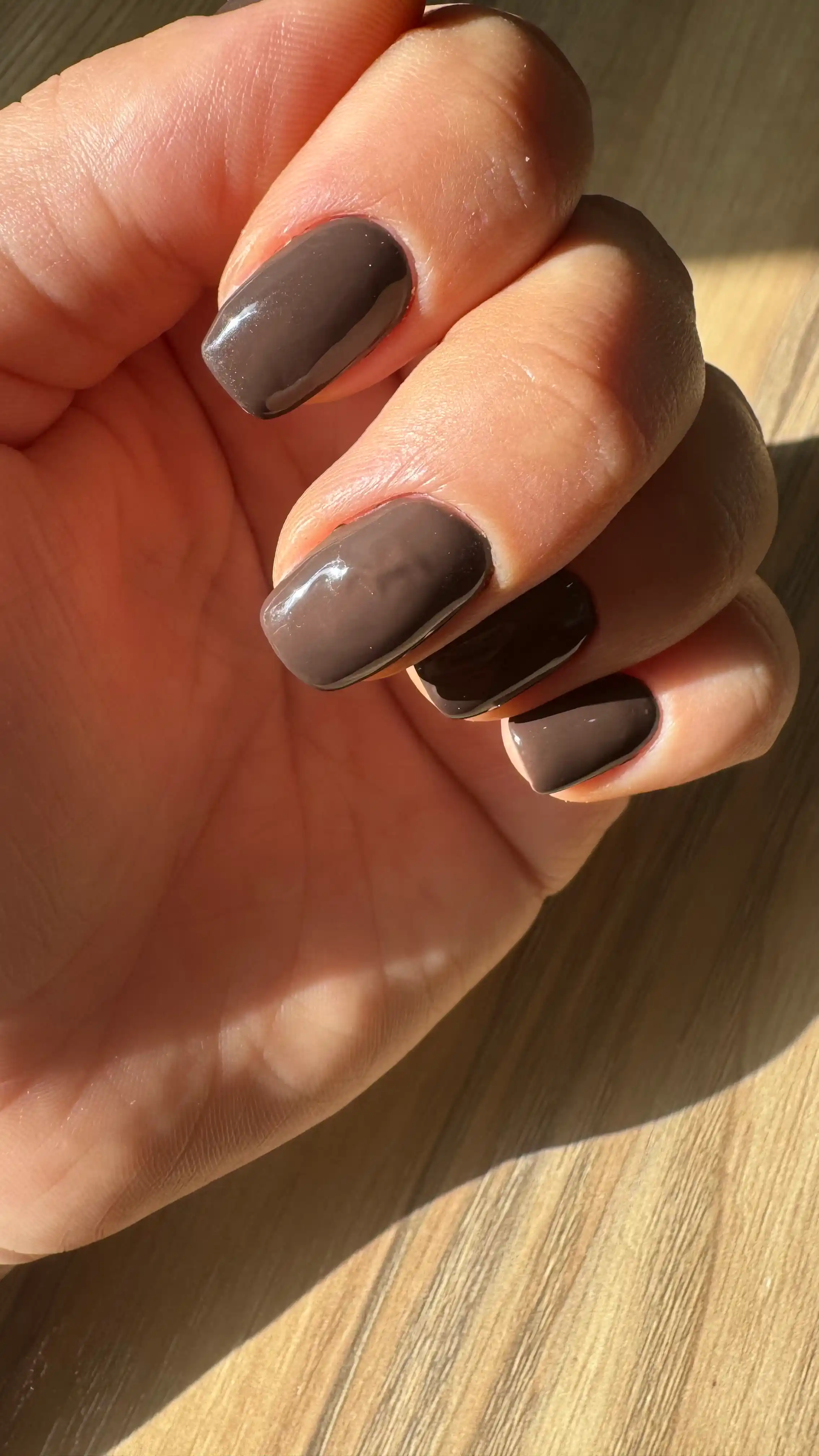 Milka MOKKA gel lak, 8 ml