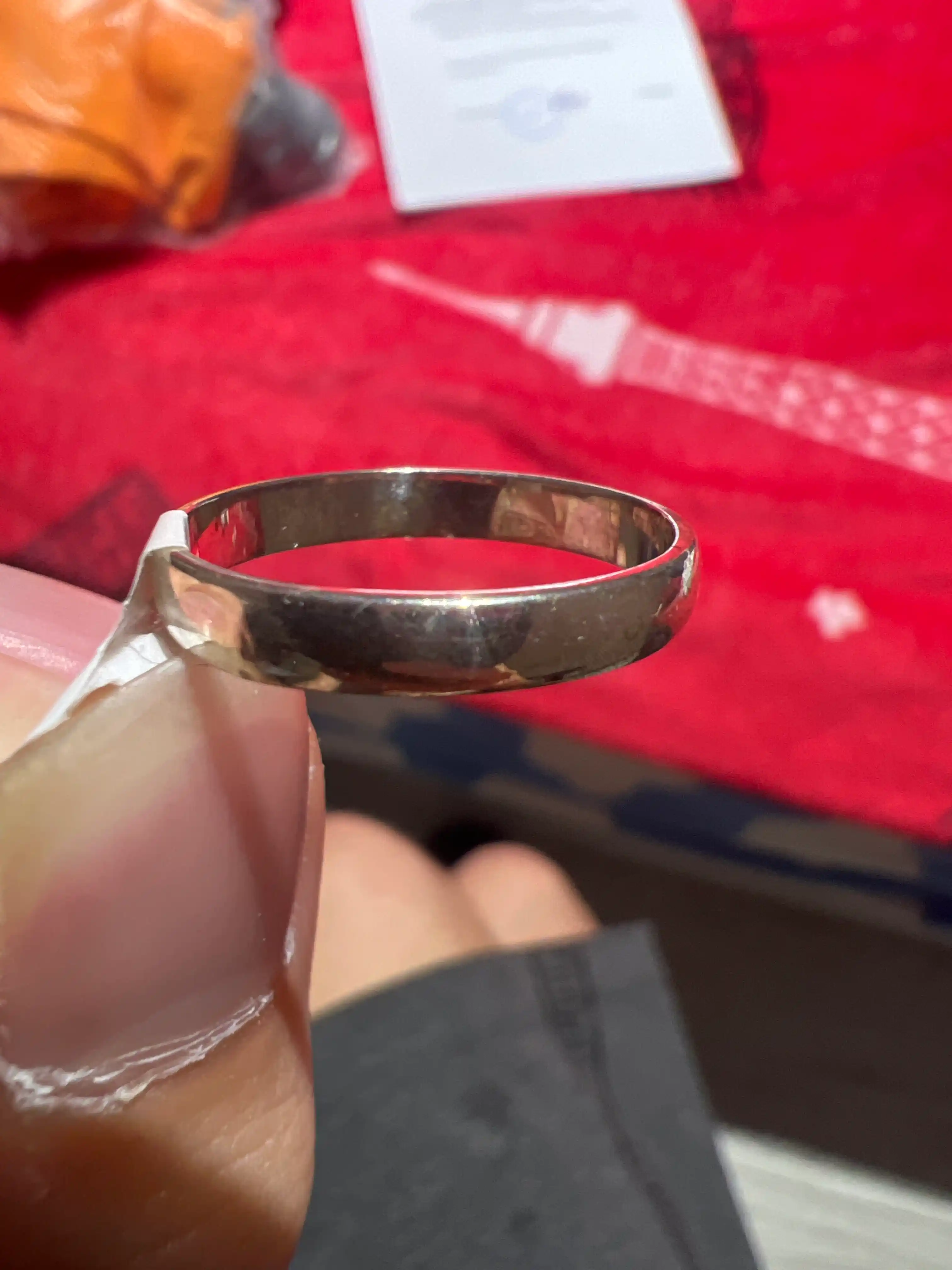 Ayollar va erkaklar uchun nikoh uzugi, kumushdan, Sumayya Silver