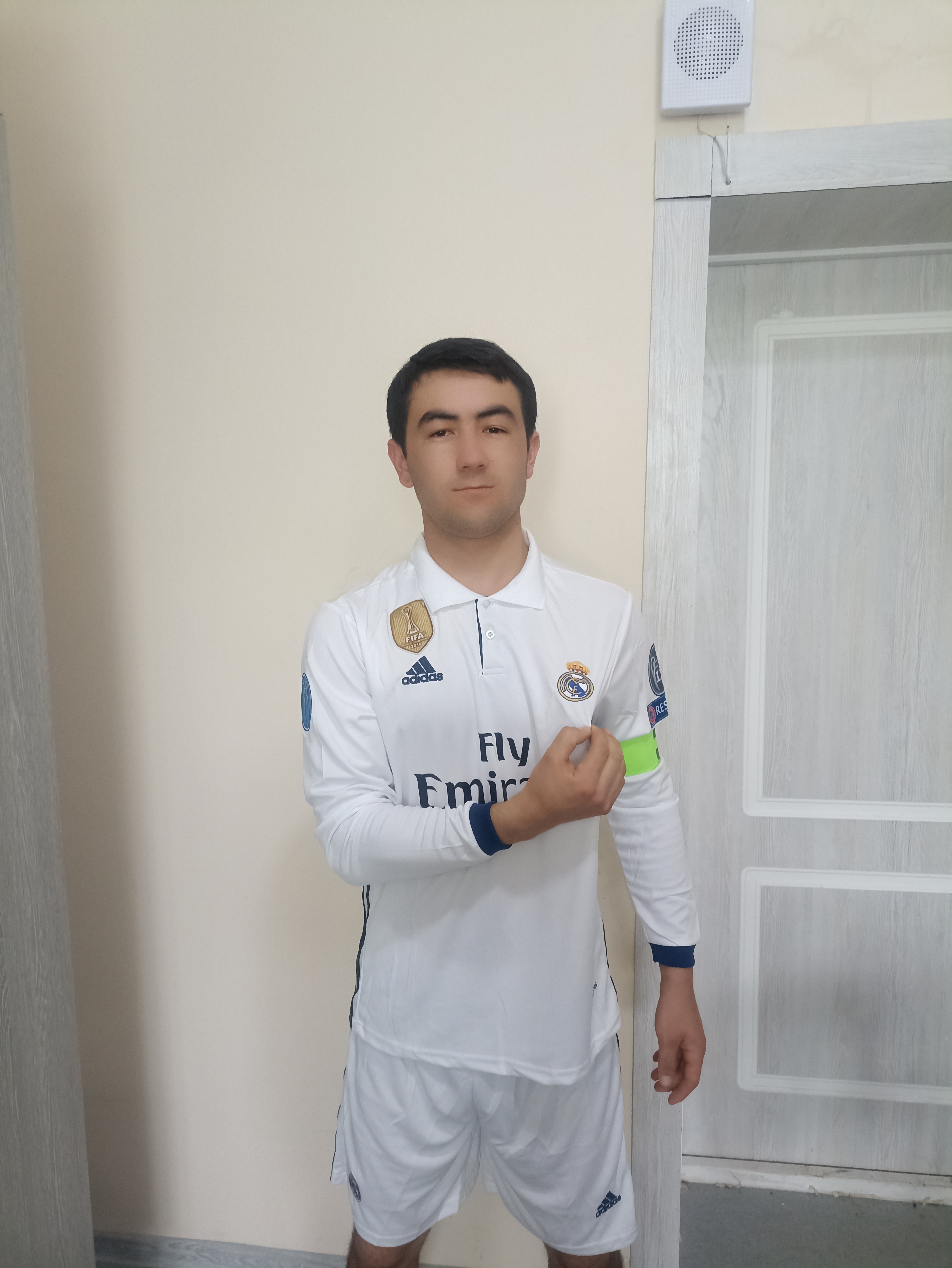 Футбольная ретро форма Real Madrid -Белая легенда