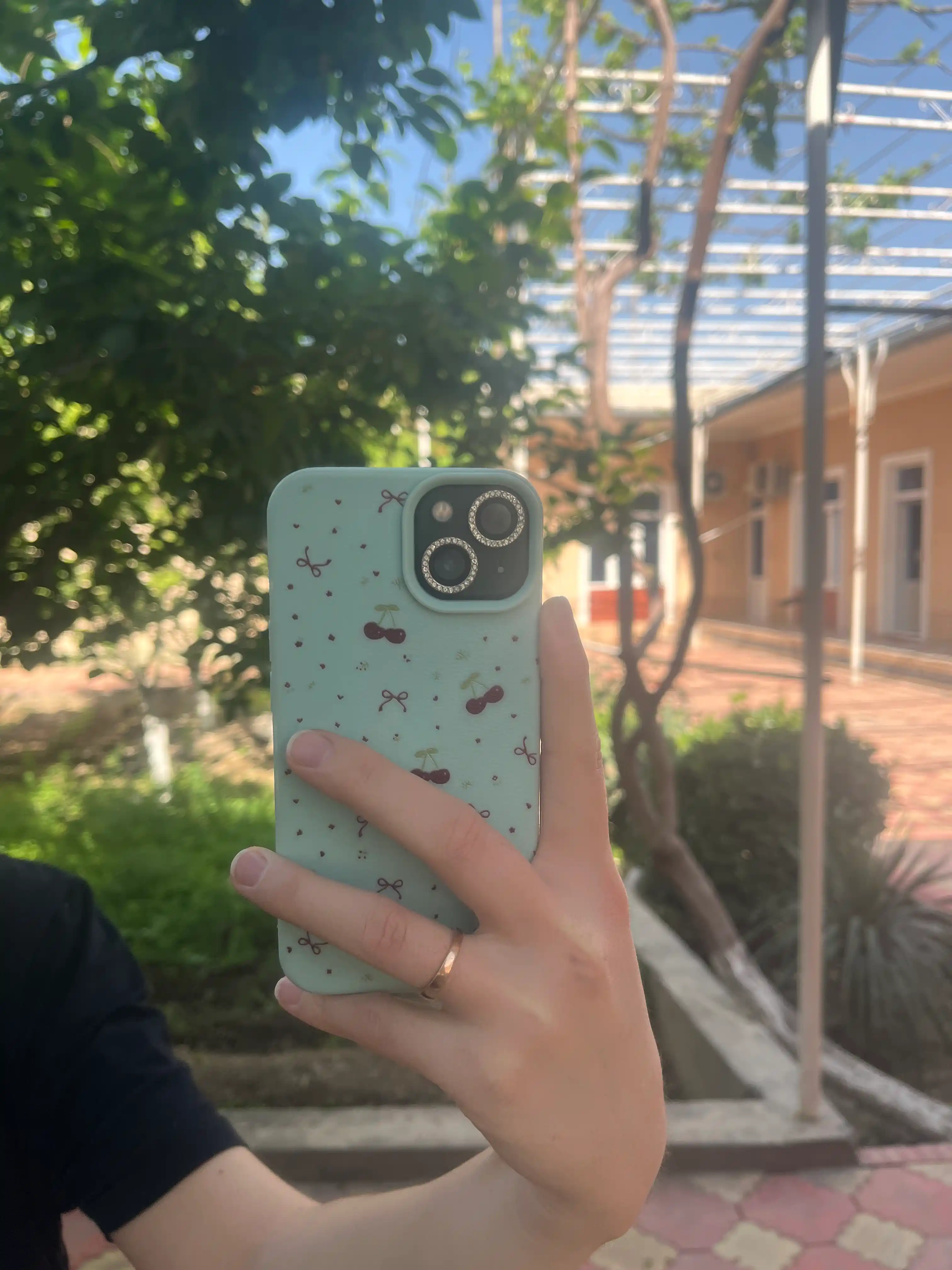 IPhone 11, 12, 13, 14, 15, 16, Pro, Max uchun g'ilof