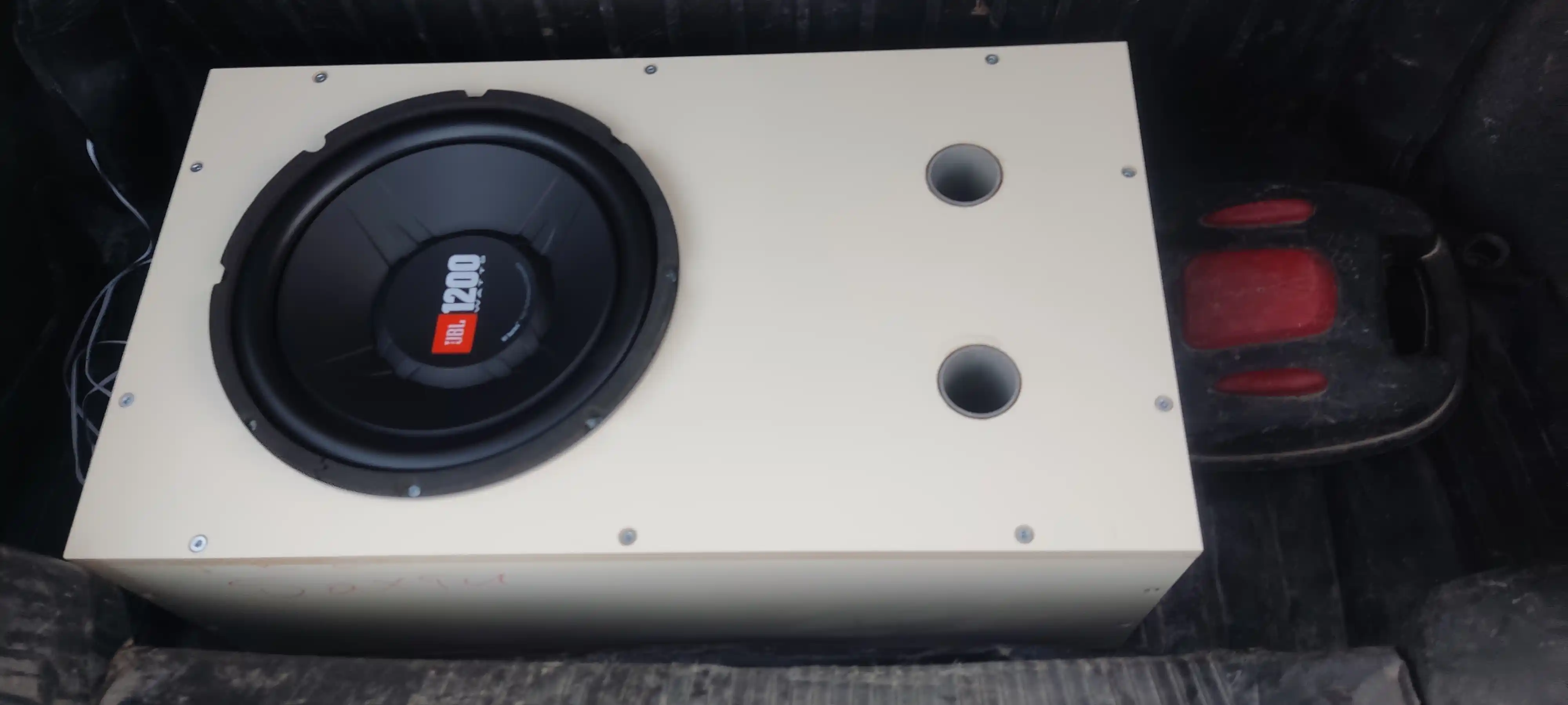 Сабвуфер JBL GT5-S12, 1200 Вт мощный бас и чистый звук