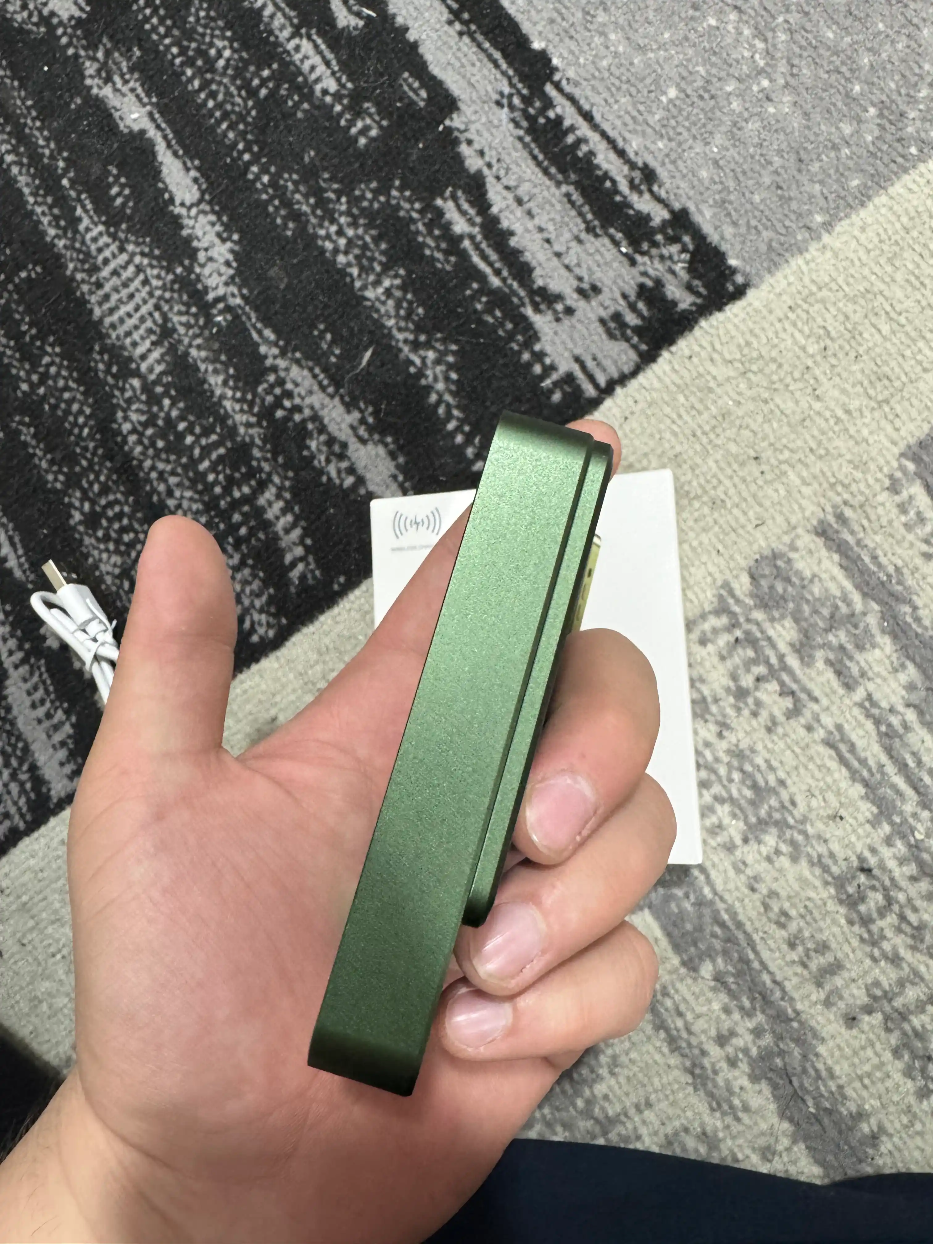Внешний аккумулятор MagSafe, PowerBank 10.000 mAh, 20 Вт магнитный, с быстрой зарядкой