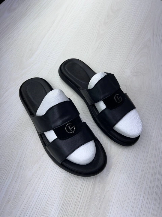 Erkaklar shippagi, 39-43 razmerda 100% tabiy teri orginall