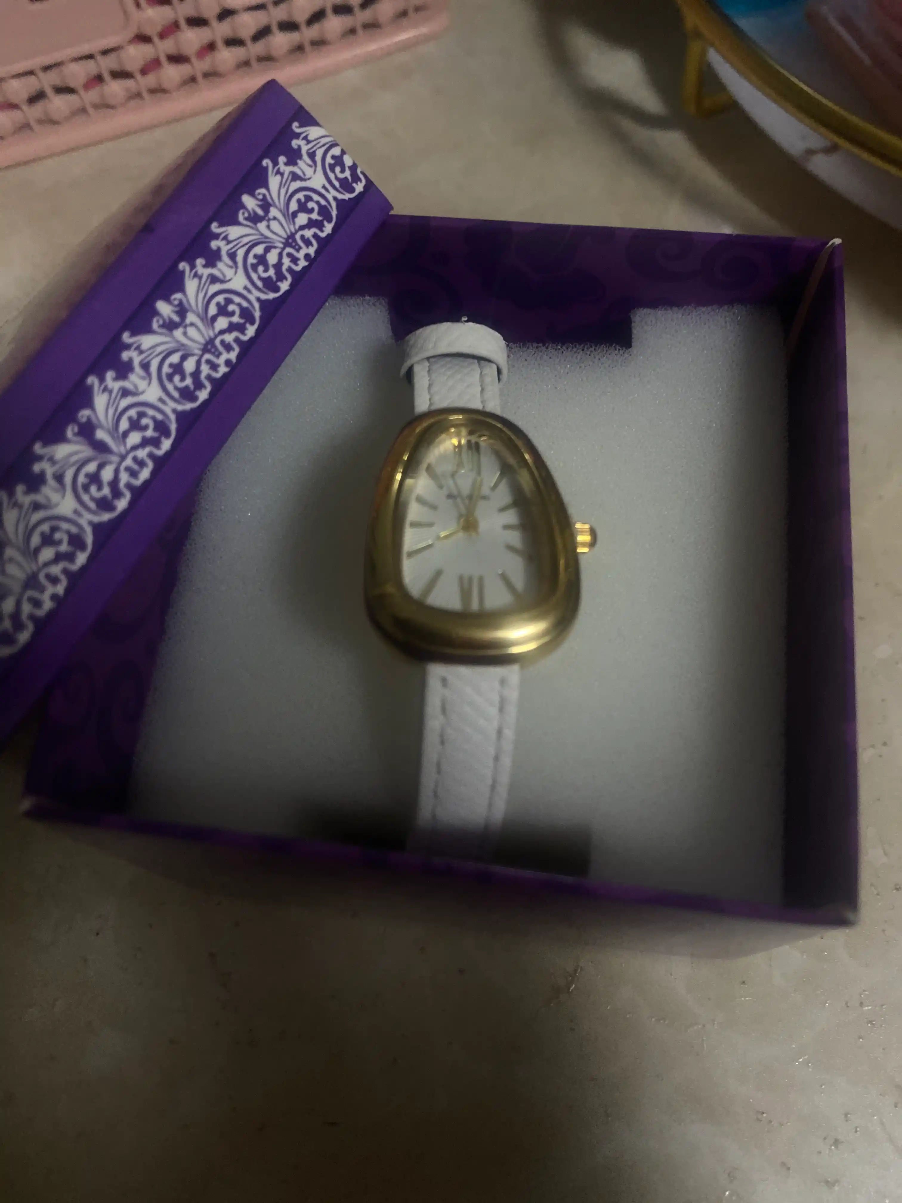 Наручные часы Bvlgari, классический дизайн,bulgari