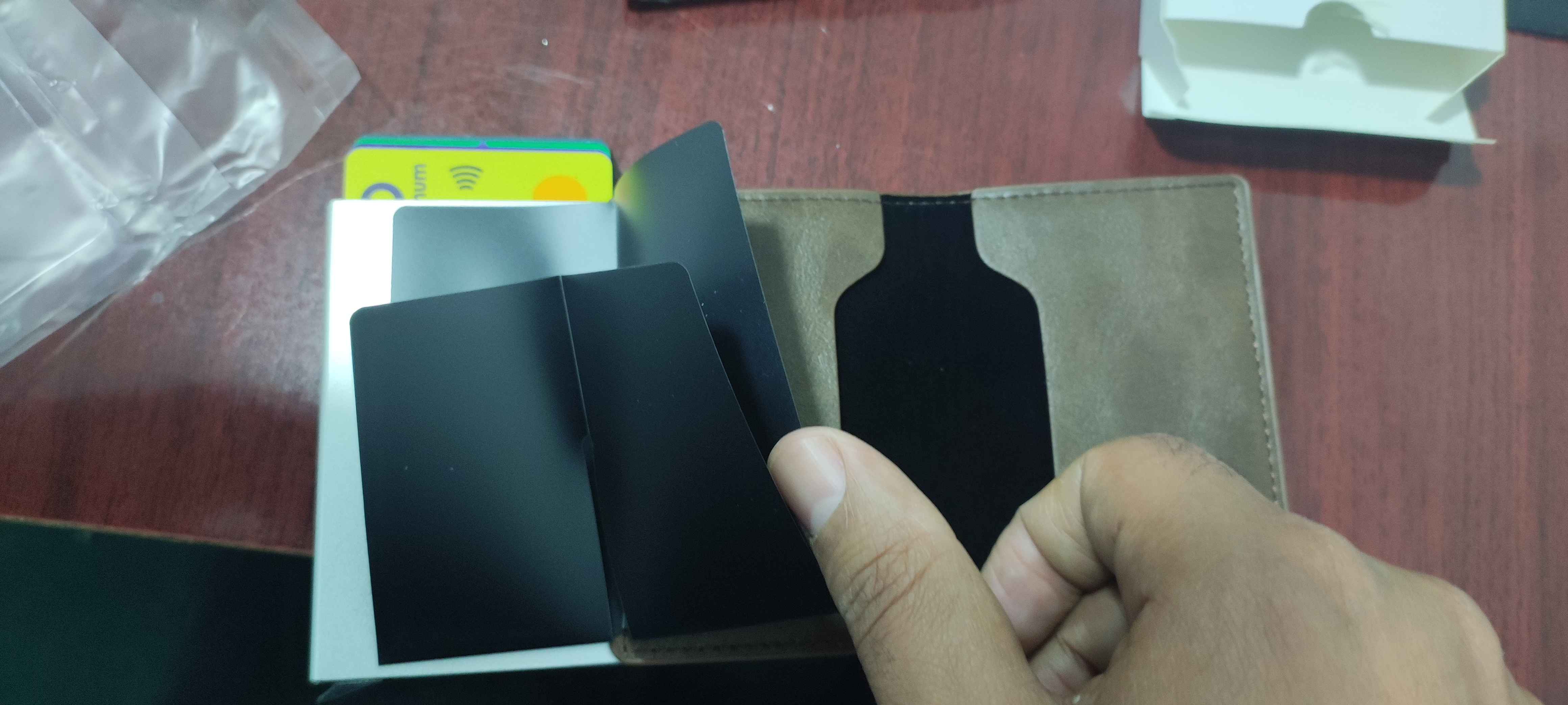 Kartxolder hamyon pul, bank kartasi, passport uchun