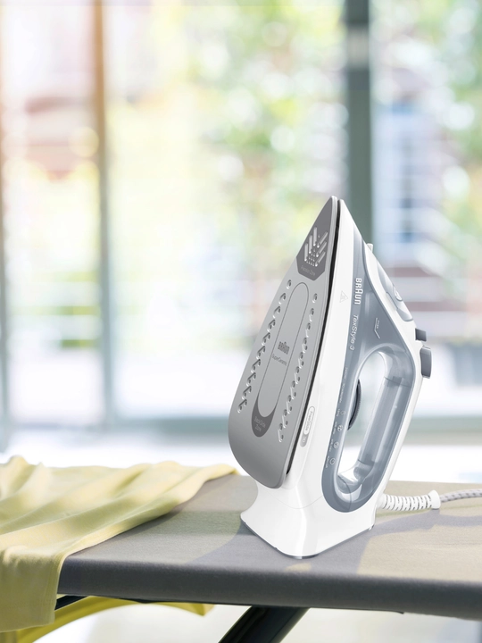 Паровой утюг Braun SI3054GY TexStyle 3, 2400 Вт, FreeGlide 3D, пар 180 г/мин