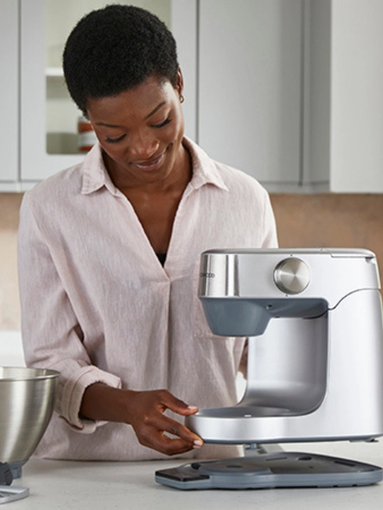Kenwood Prospero+ KHC29A.X0SI oshxona mashinasi, 1000 Vt, 4,3 l kosa, aksessuarlar bilan