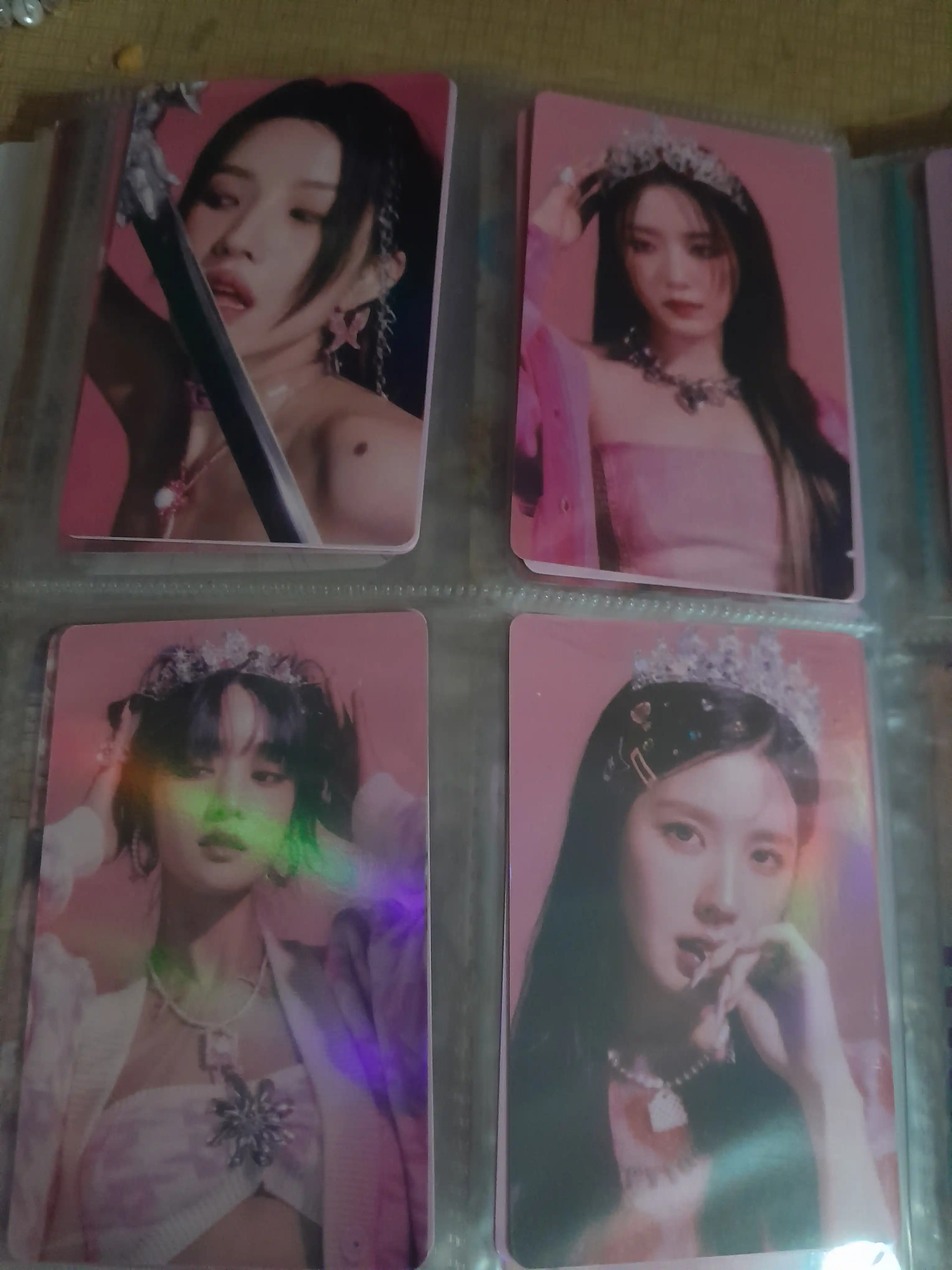 Golografik LOMO kolleksion kartalari K-POP G I-DLE, 55 dona, "GIDLE"