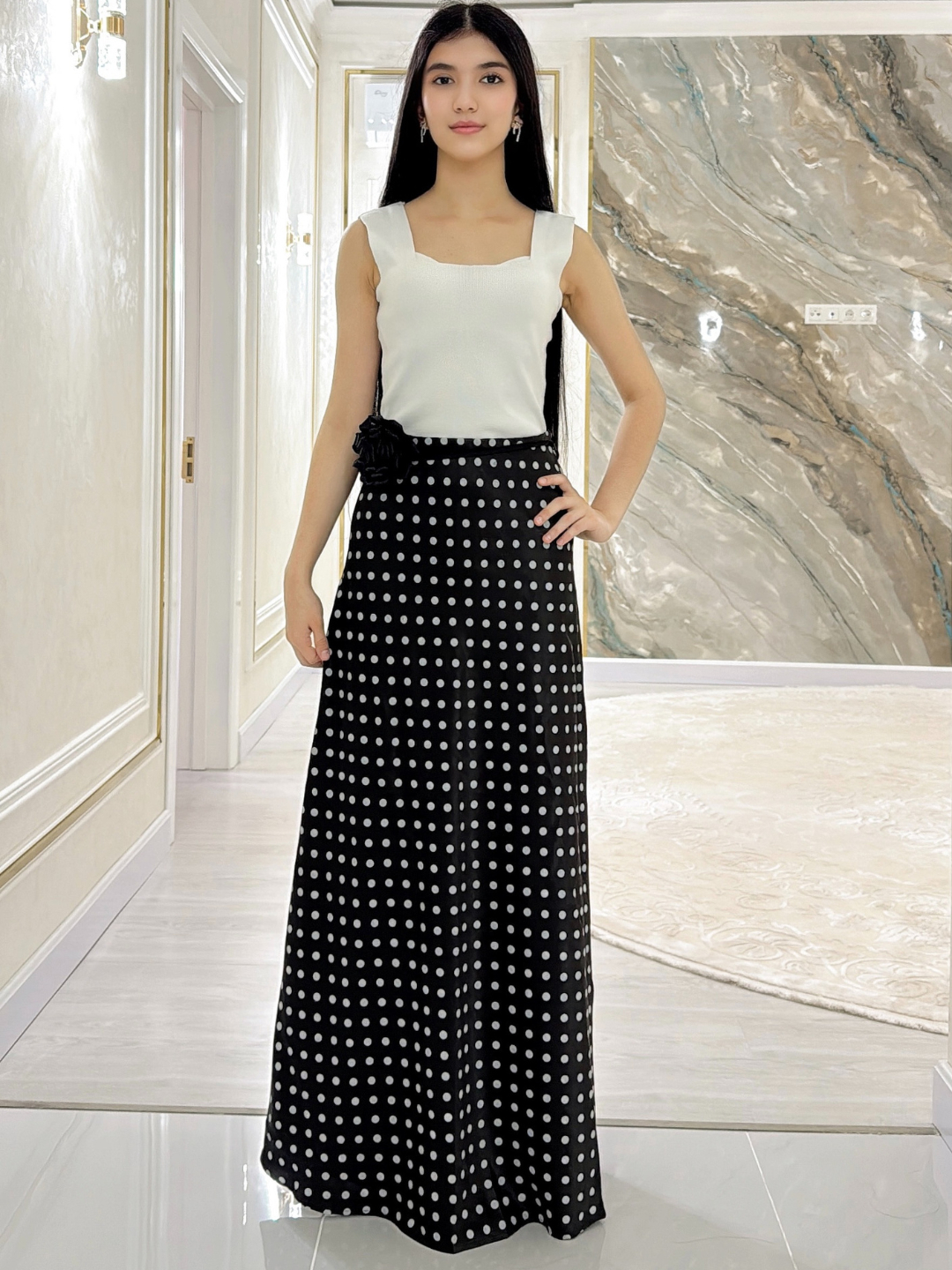 Voyaga etgan, buzuq ayollar ishtirokidagi porno videolar