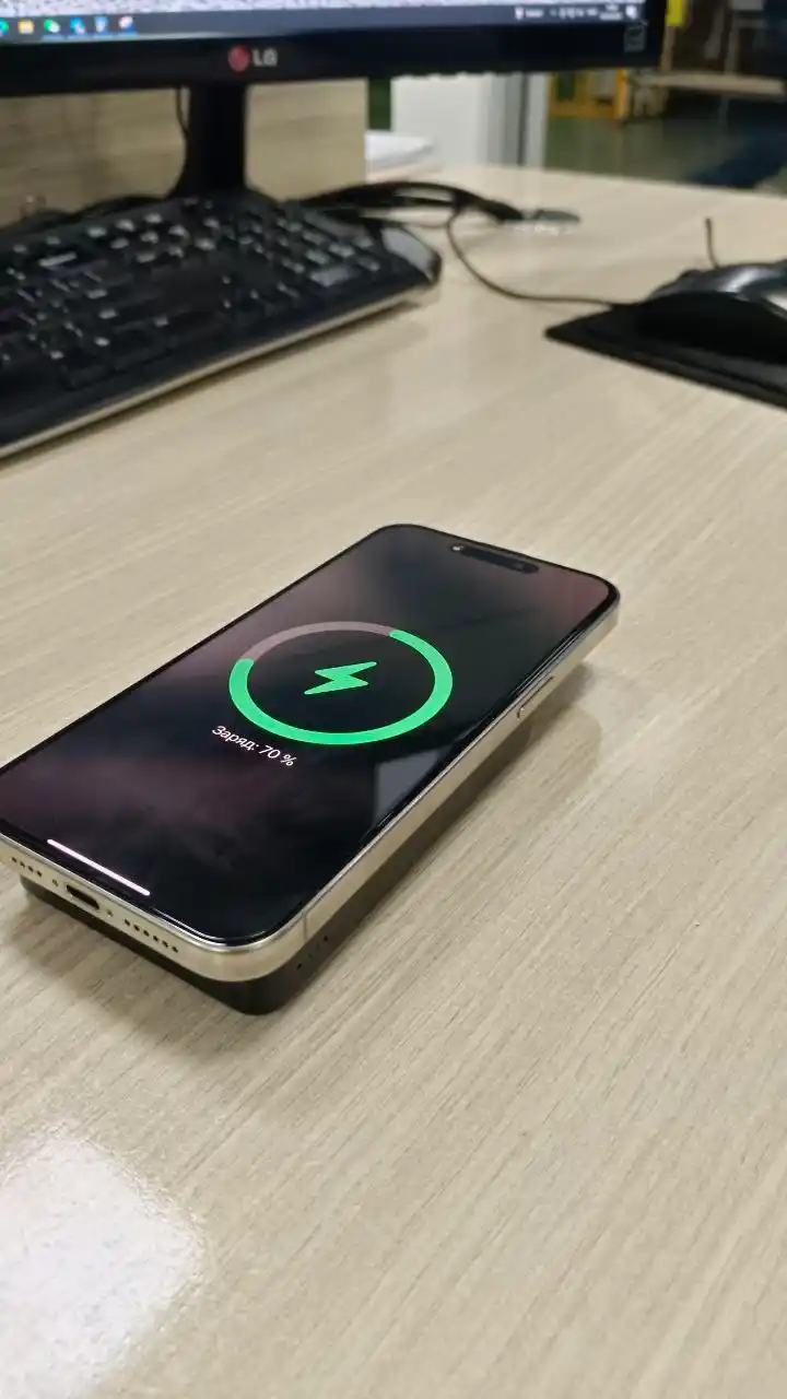 Baseus MagSafe tashqi akkumulyatori, 10000 mA/soat simsiz zaryadlash imkoniyati