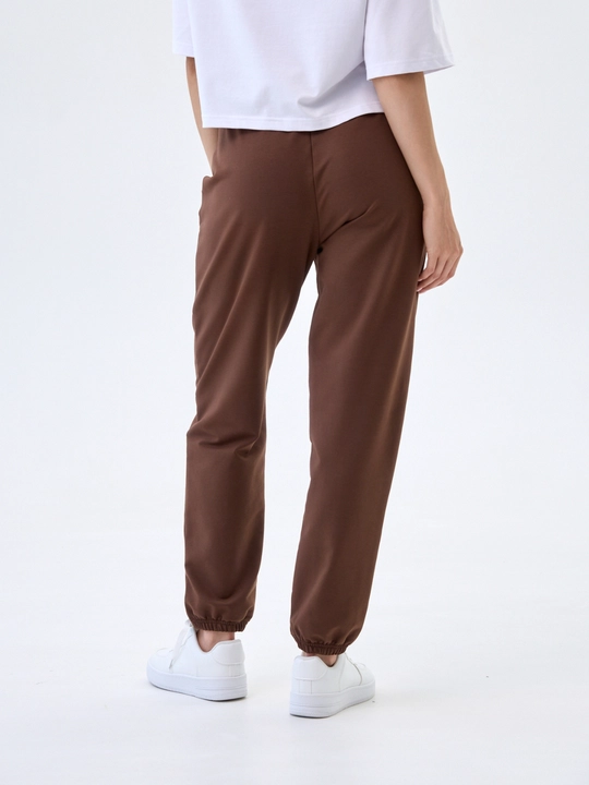 Ayollar uchun sport shimlari, jogger NEO