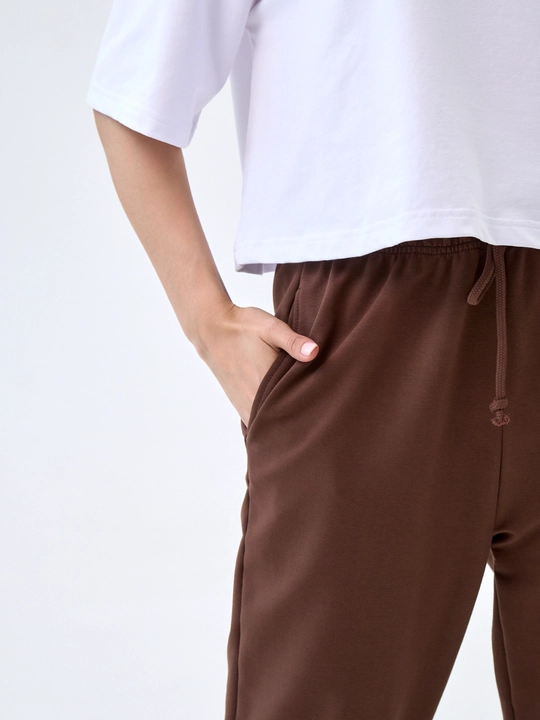 Ayollar uchun sport shimlari, jogger NEO