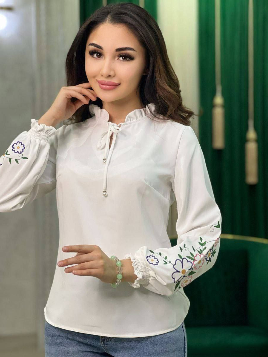 Podyumda yalangoch mushuk Eng uy qurilishi porno sayt