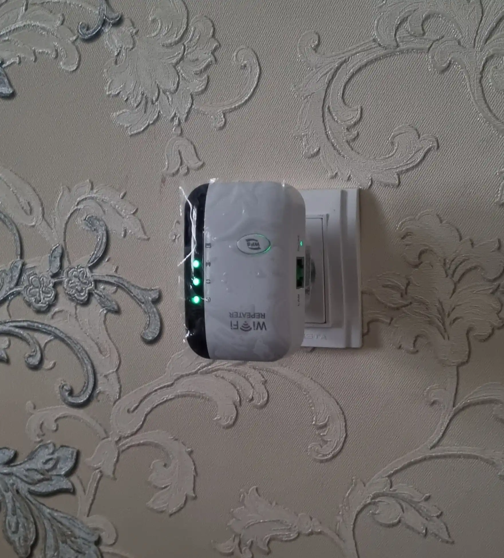 Simsiz Wi-Fi, signal kuchaytirgichi, repiter