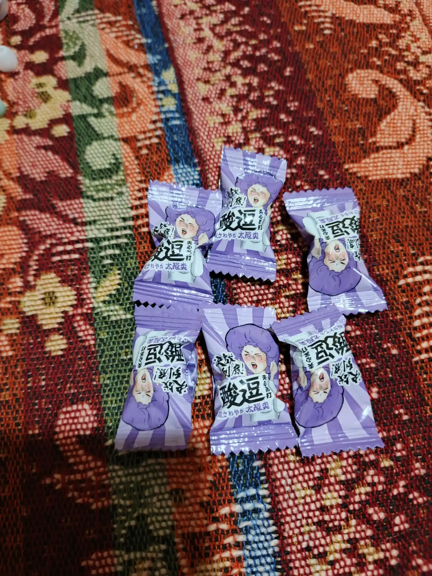 Супер кислые конфеты Sour Candy со вкусом смородины, клубники, лимона, колы 23 г
