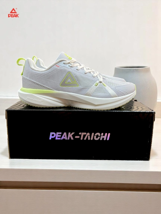 PEAK SPORT ayollar krossovkasi, Running, yengil