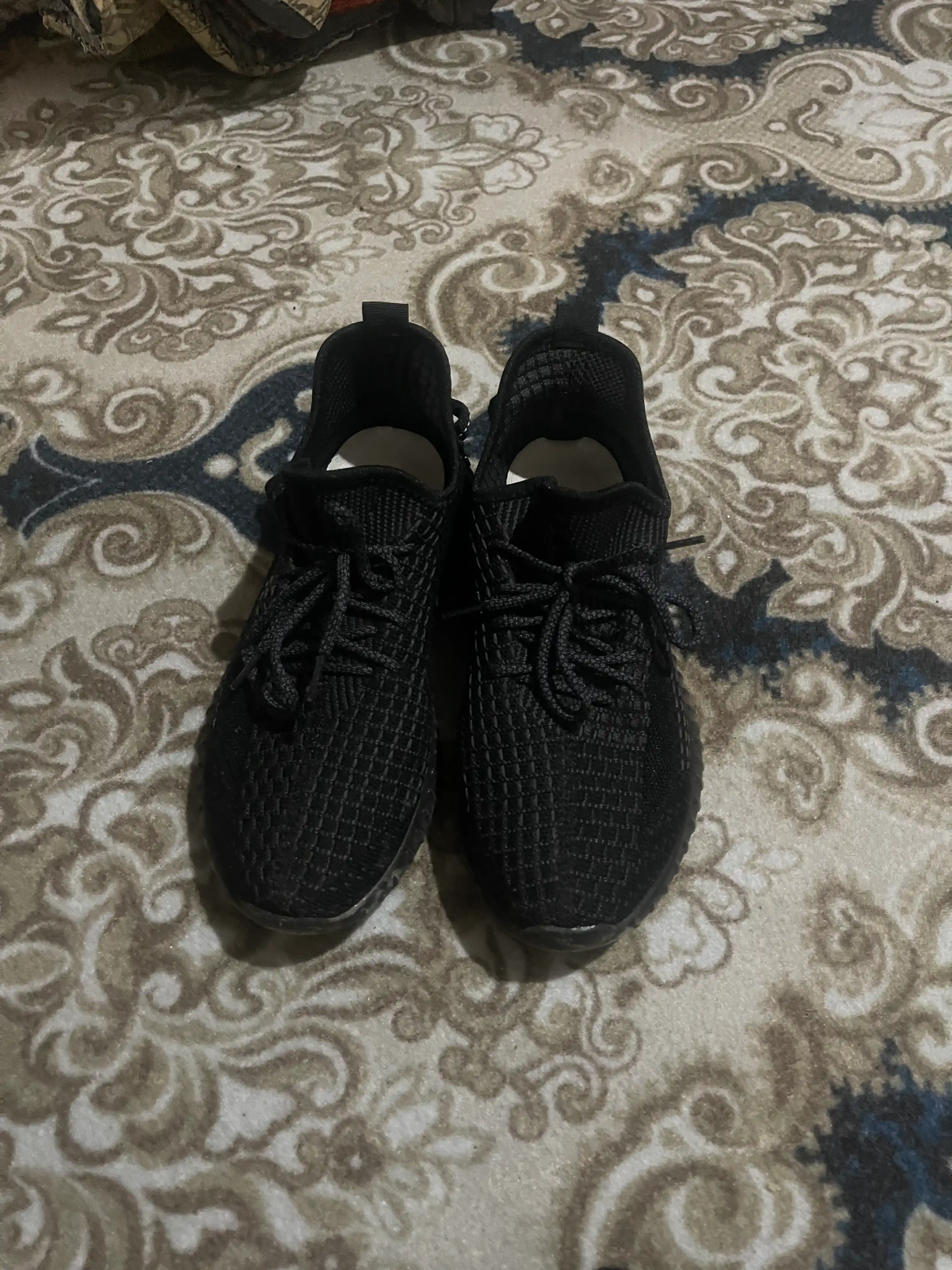 YEEZY ayollar va erkaklar uchun yengil krossovkalari, 36-44