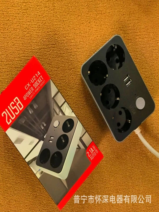 Сетевой фильтр CX-U214 рассчитан на 4 РОЗЕТКИ и 2 USB