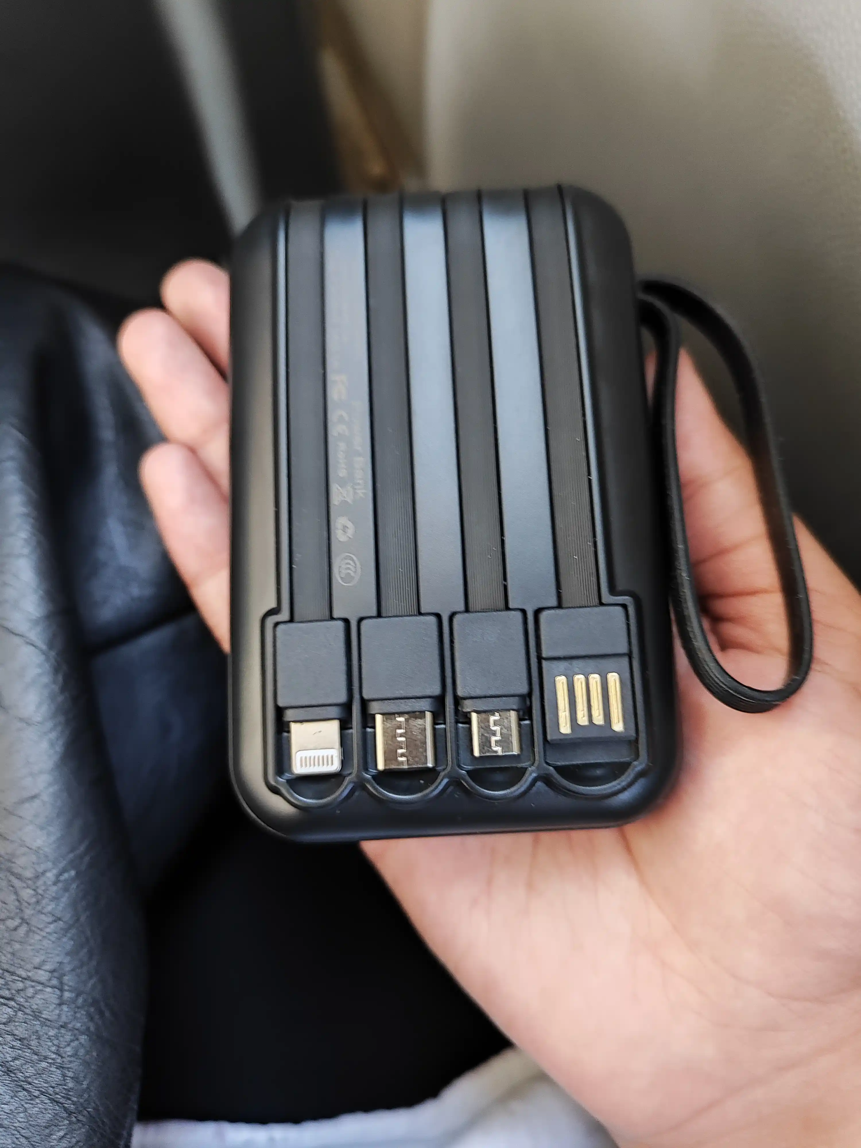 Tashqi akkumulyator power bank iPhone, Android uchun