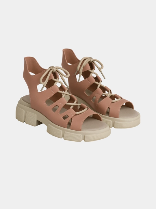 Ayollar uchun gladiator sandalilari - 